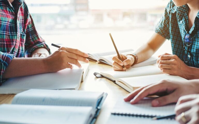 Other Words for ‘This Shows’ in an Essay: 50 Smart Alternatives for Academic Writing