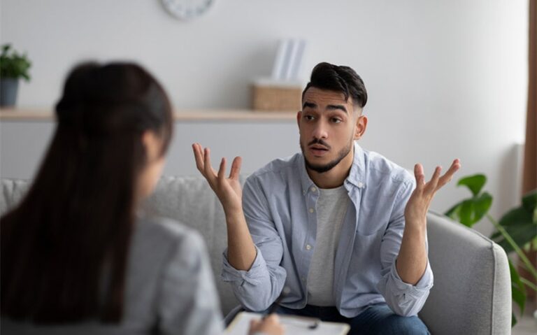 How PTSD Affects Relationships and What You Can Do to Heal Together