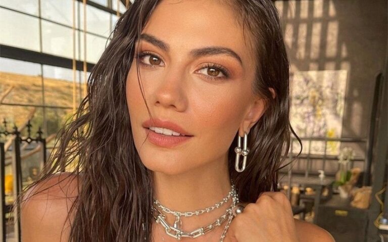 demet özdemir