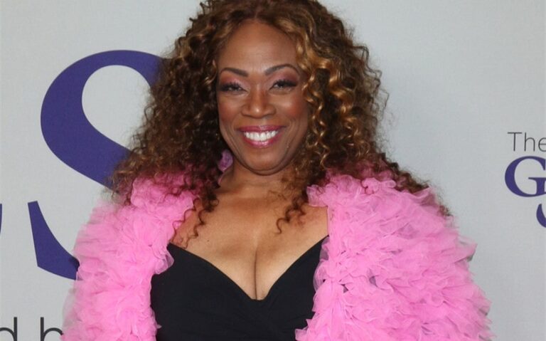 regina taylor husband