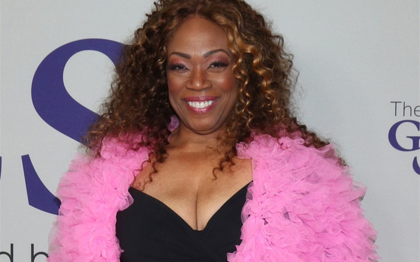 regina taylor husband