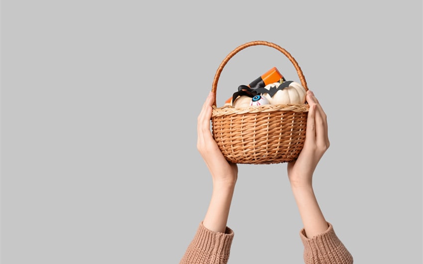 spooky basket ideas for him